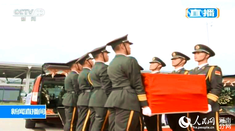维和英雄杨树朋、李磊灵柩回国 _地方频道