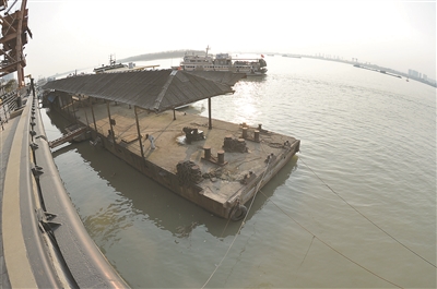 南京百岁趸船即将 退休