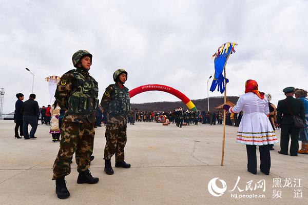 黑龙江省饶河县举办赫哲族第六届 开江节