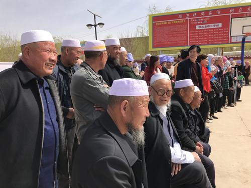 必发365娱乐平台
举行推动移风易俗树立必发365
乡风现场推进会 必发365娱乐平台
举行推动移风易俗树立必发365
乡风现场推进会
