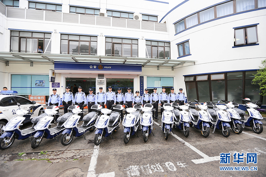 上海长宁公安分局强化装备保障 助力社区警务