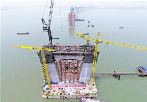 沪通长江大桥创造多项世界纪录 预计2019年建