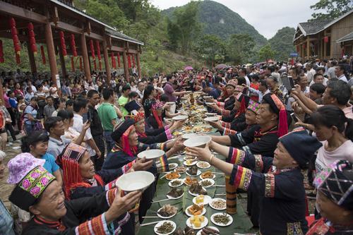 广西东兰借瑶族祝著节文化推动民俗旅游产业