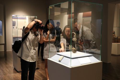 大英博物馆百物展来到上海 “二维码”入选第101件展品