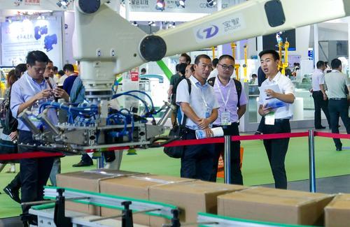 青岛高新区组团参加上海国际机器人展 捧回多