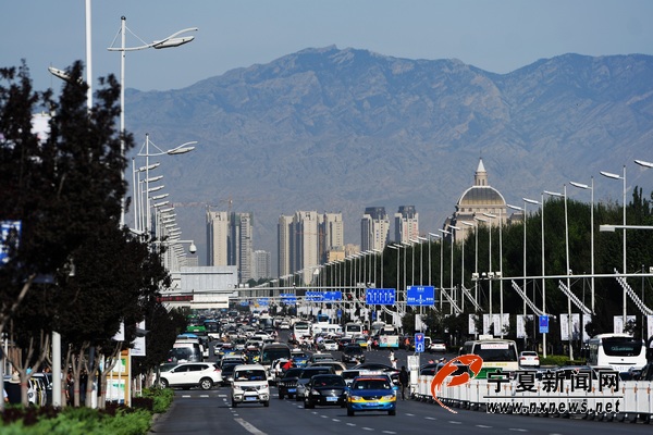 银川夏日美丽银川蓝