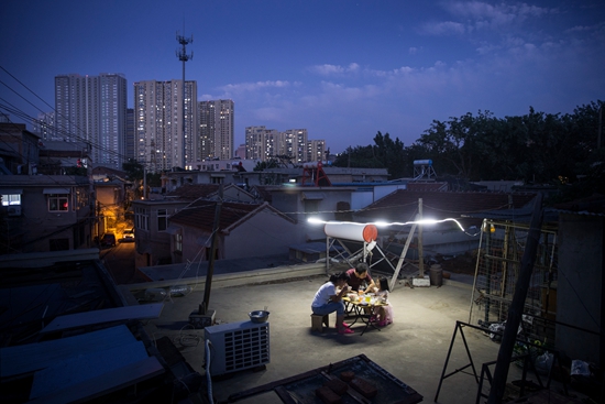 济南打工夫妇的七年:爸爸从未缴社保忧女儿入