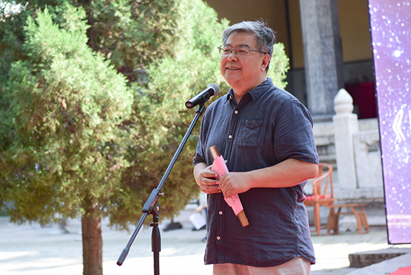 《国学小名士》曲阜孔庙杏坛论道 李山开讲人