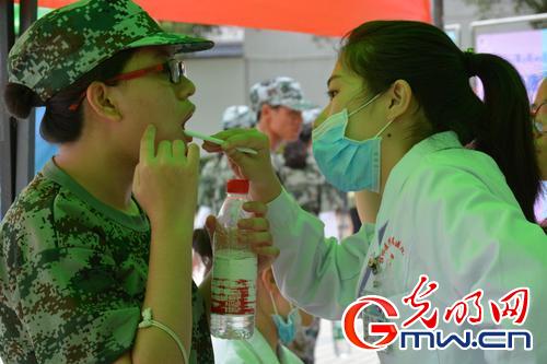 桂林医学院开展口腔健康知识宣讲进高校活动