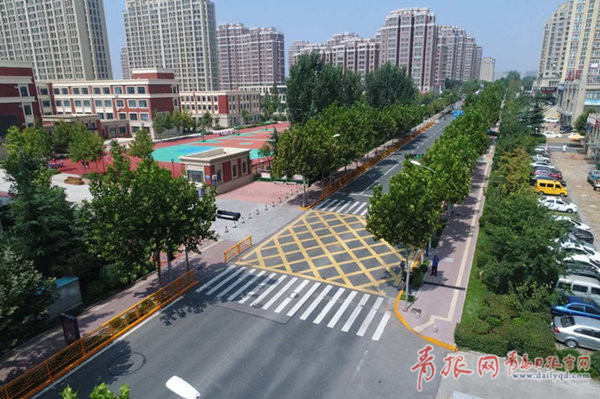 青岛老城区7处重点区域道路完成规范改造