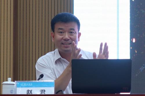 钦州学院举行意识形态责任意识培训