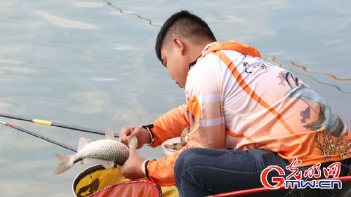 广西西林举办驮娘江杯野外钓鱼大赛
