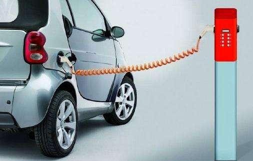湖南新能源汽车引关注 向全球发布百个项目
