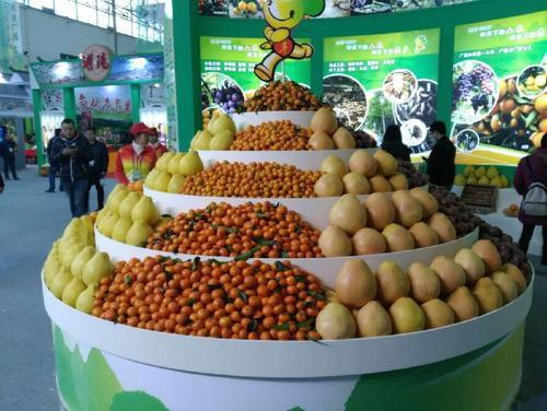 第十三届广西名特优农产品交易会在桂林举行