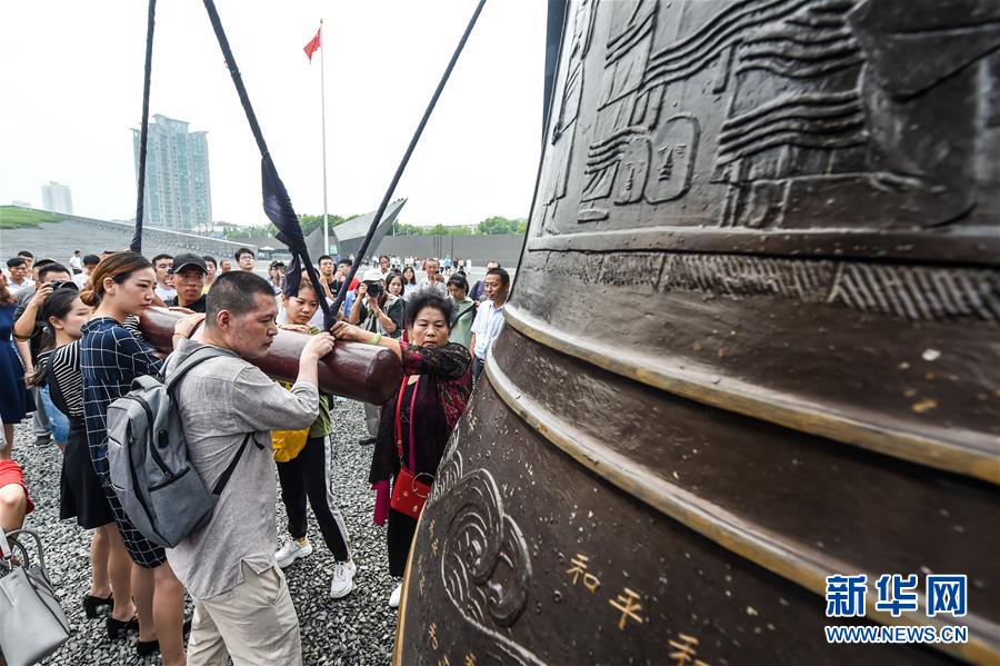 厨房油污遍地蜘蛛结网 长沙一无证私房菜馆被查