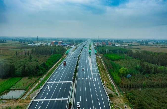 山东省首条智慧高速公路项目——京台高速公路泰安至枣庄段改扩建项目