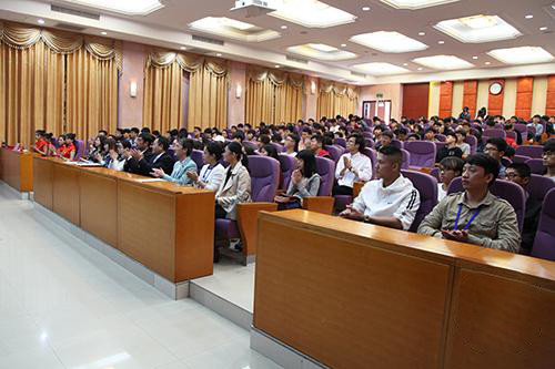 海文与广西民族大学相思湖学院签订《校企合作