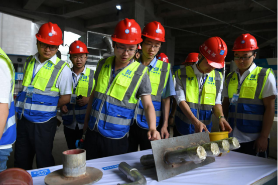局安装公司重庆来福士项目举办2017年安全月