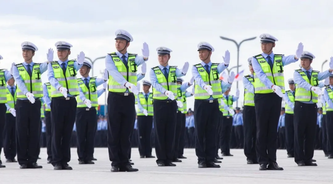 黑龙江黑河举行全市公安机关庆祝建党100周年全警实战大练兵实兵合成