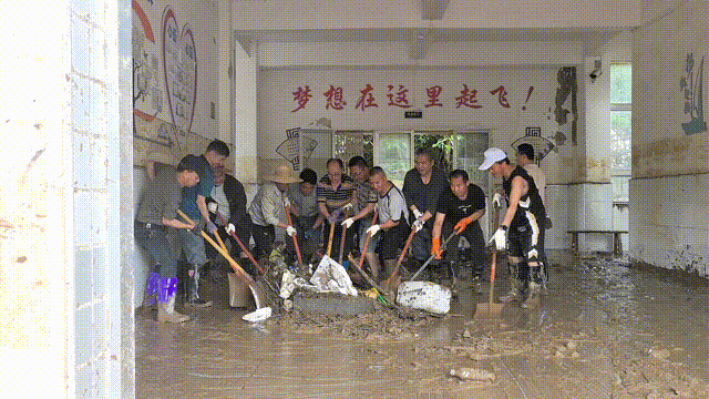 黔南:万众一心战汛情 昼夜奋战保民生 图片