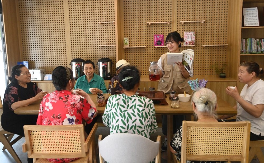 重庆九龙坡：公益慈善联合体 社区居民享便利重庆