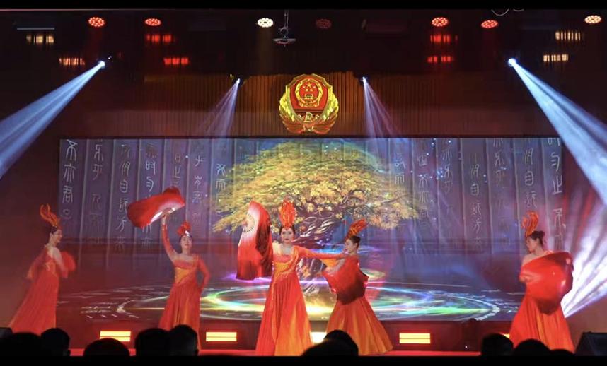 北京市朝阳区双拥办举办庆“七一”慰问新兵文艺演出