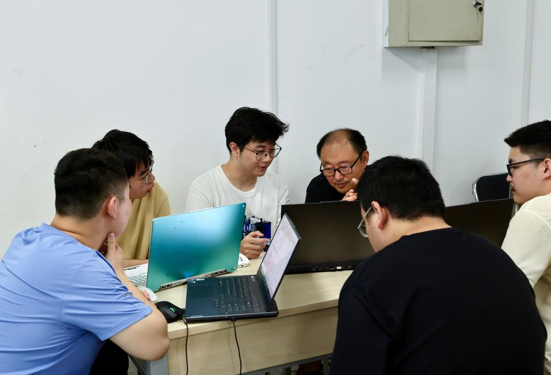 山建大人工智能工程技术应用研究院揭牌成立