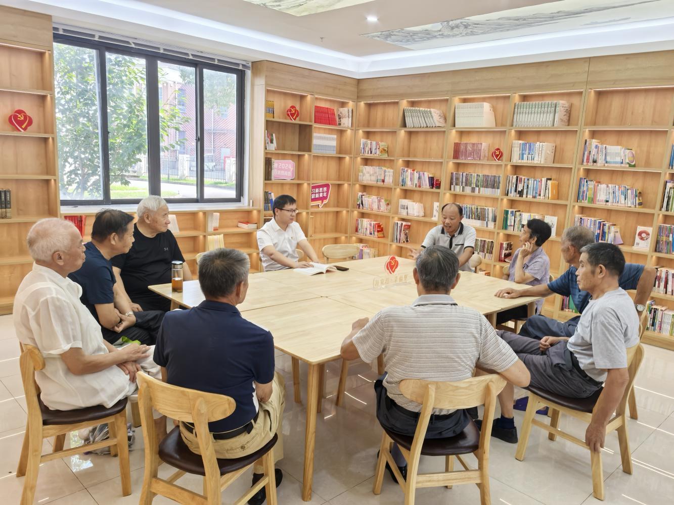 江苏阳澄湖镇：小车位里藏着大民生