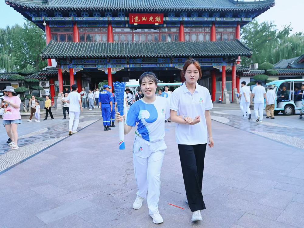“千泉之城，涌动不息”，“泉炬”传递巡礼名泉传递泉水文化新黄河