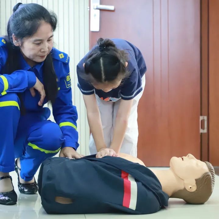 江苏省扬州市高邮市高邮镇公益暑托服务破解“看护难” 点亮孩子多彩假期