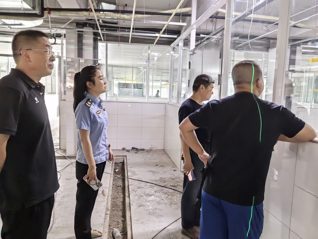 南京六合区市场监督管理局服务先行 助力学校食堂“焕新颜”
