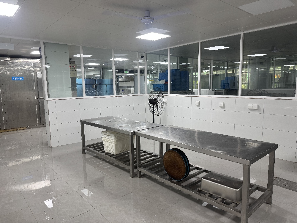 南京六合区市场监督管理局服务先行 助力学校食堂“焕新颜”
