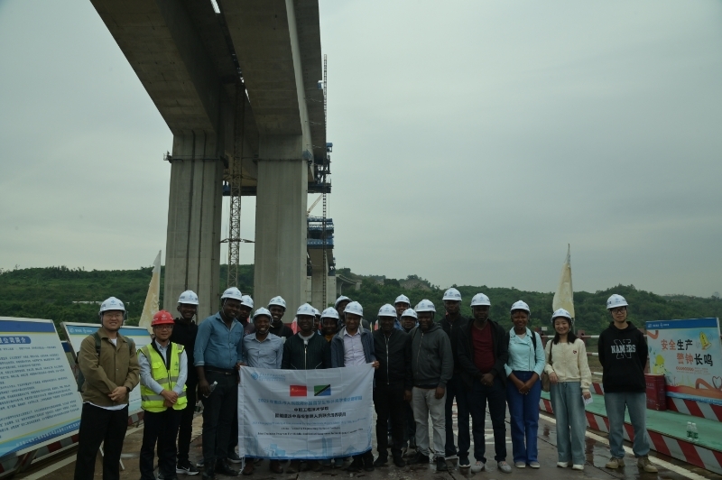 重庆开展职业教育联合培训 双证赋能坦桑尼亚学员