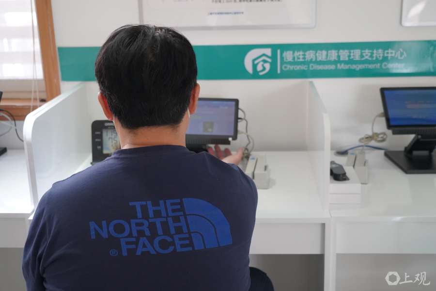 当九旬阿婆给出“舍近求远”的信任，我们读懂了上海社区医疗的真心