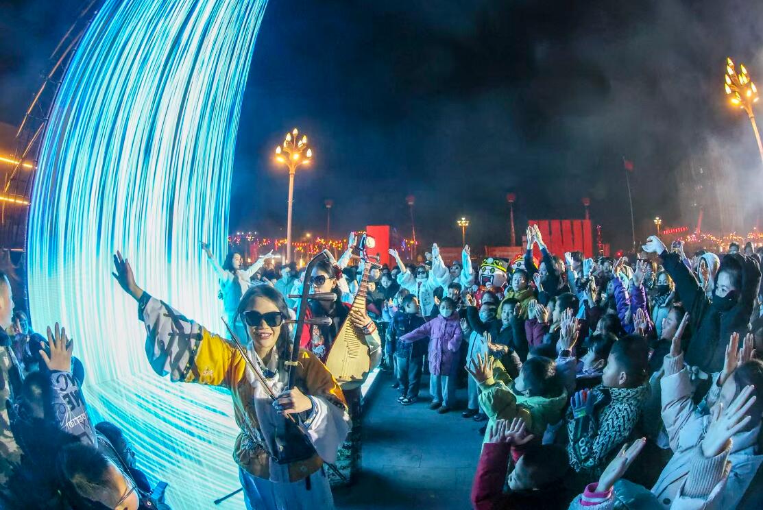 大武口年货大集热闹启幕 昼夜双主场让年味拉满 大武口年货大集热闹启幕 昼夜双主场让年味拉满