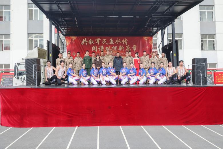 迎新春 话双拥 重庆“四进军营”搭建军民连心桥