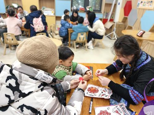 成都高新区桂溪街道：新春送暖入肌理，共筑温情社区年