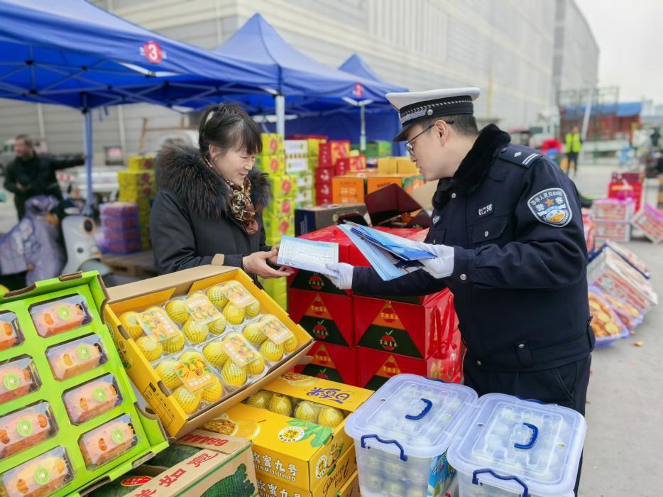 多措并举保畅通，西安经开交警筑牢春节交通安全防线