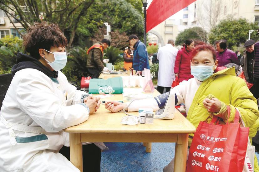 安徽马鞍山雨山区：三月春风暖人心 雷锋精神伴我行