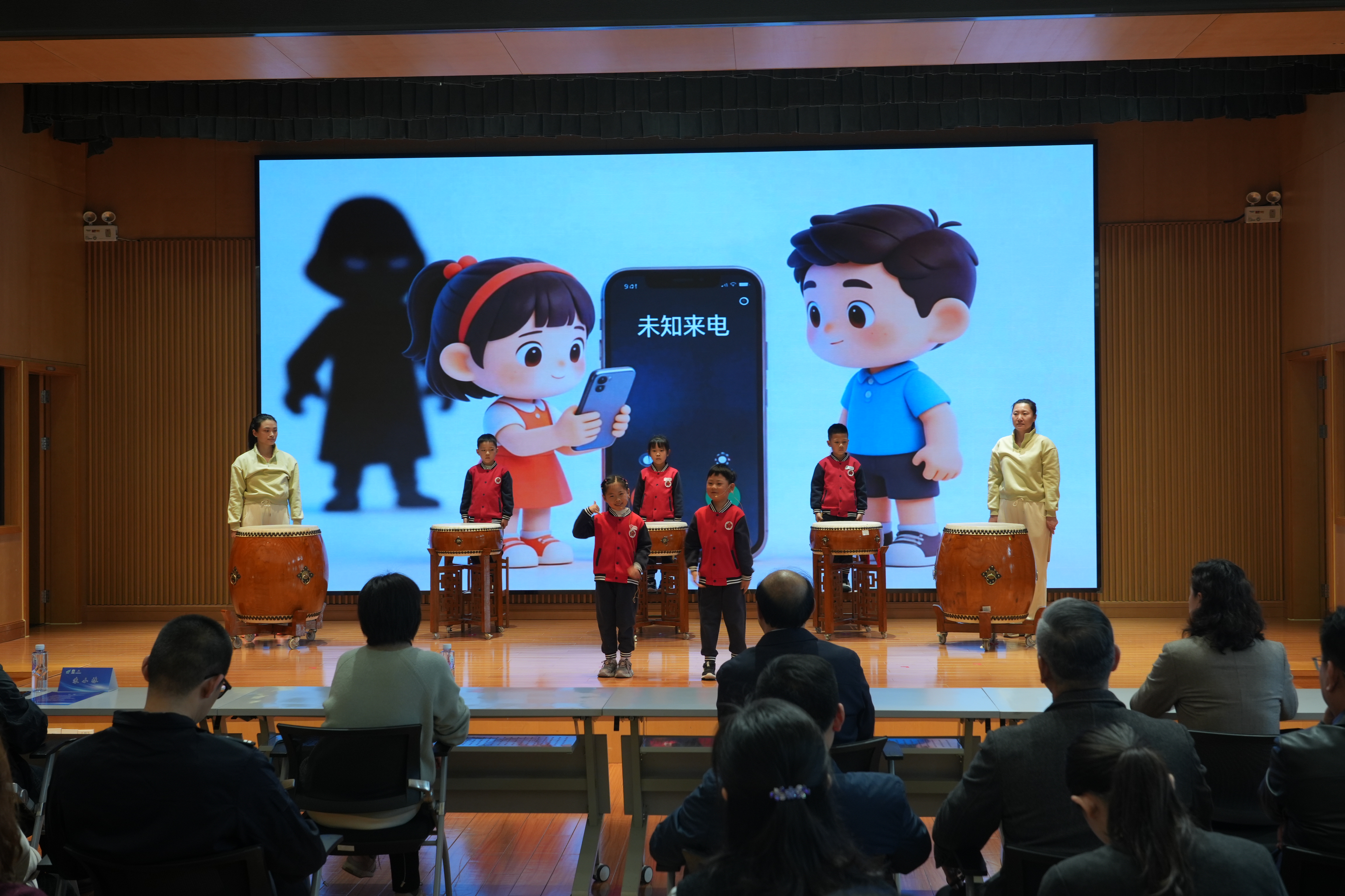 e路清朗护童行！“清朗浦江·2026”网络生态治理旬行动 普陀区未成年人网络保护主题日活动举行