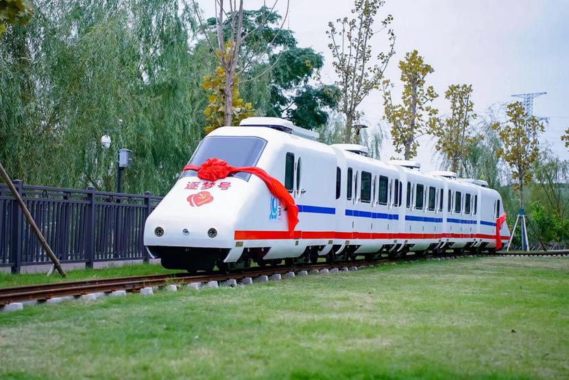 农路串春色 花海醉游人 苏州市吴江盛泽黄家溪线绘就清明踏春新图景