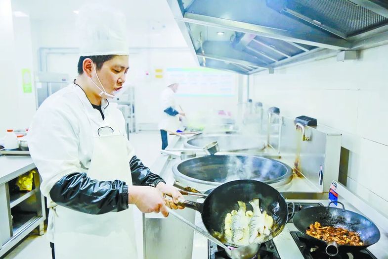 马鞍山雨山区：数智赋能托起雨山幸福“夕阳红”