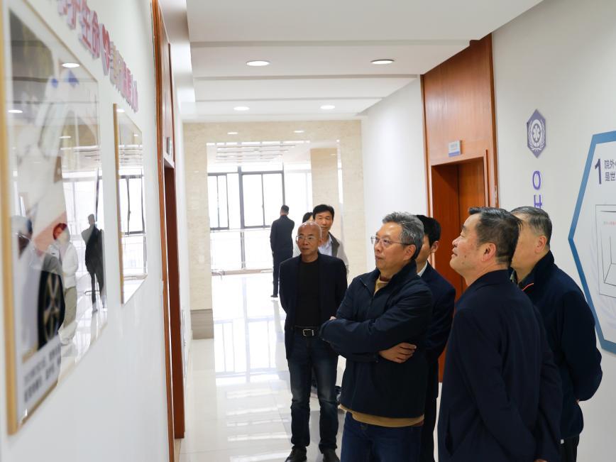 苏州市慈善总会与常熟市慈善总会联合开展主题党日活动