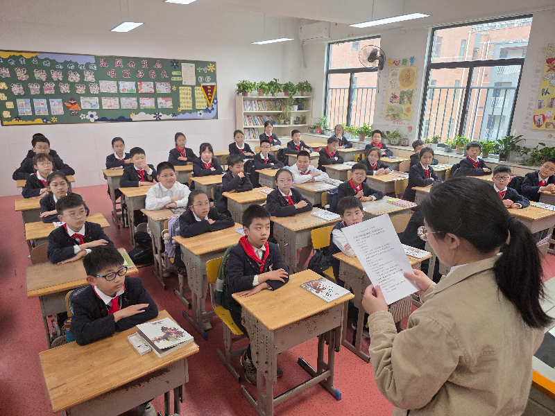 如东开展“共促全民阅读 共建书香社会”志愿服务