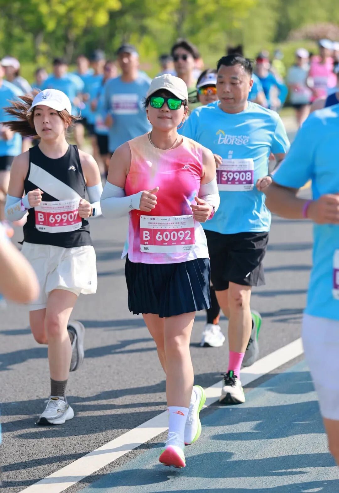 从灵山胜境到七里风光堤：这场国家级10公里精英赛让世界看见马山的“运动基因”