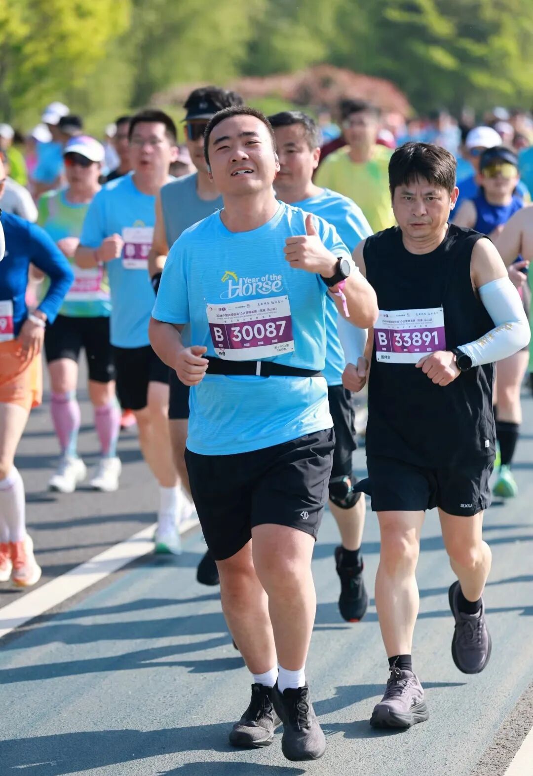 从灵山胜境到七里风光堤：这场国家级10公里精英赛让世界看见马山的“运动基因”