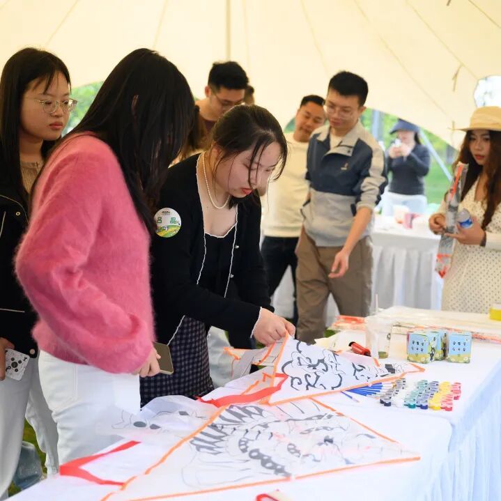 江苏宜兴：“宜见卿心・沐春而行”活动温情落幕