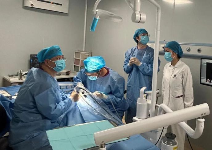 技术提质升级 重医这家口腔门诊实现微创阻生齿诊疗新跨越