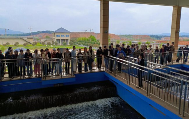 水厂敞开研学之门 水务践行民生担当