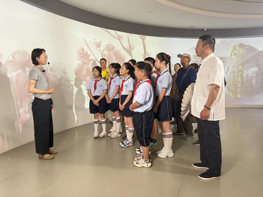 扬州邗江区：诗渡寻文脉 读城润童心
